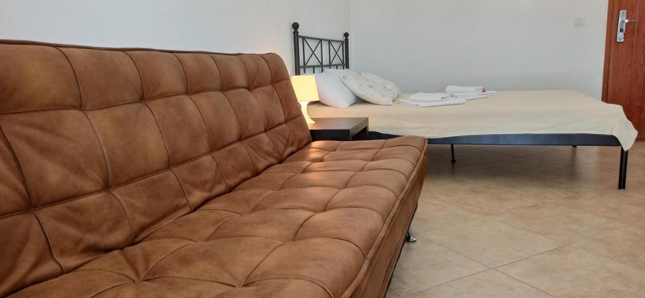Apartment'S Meti Улцинь Екстер'єр фото