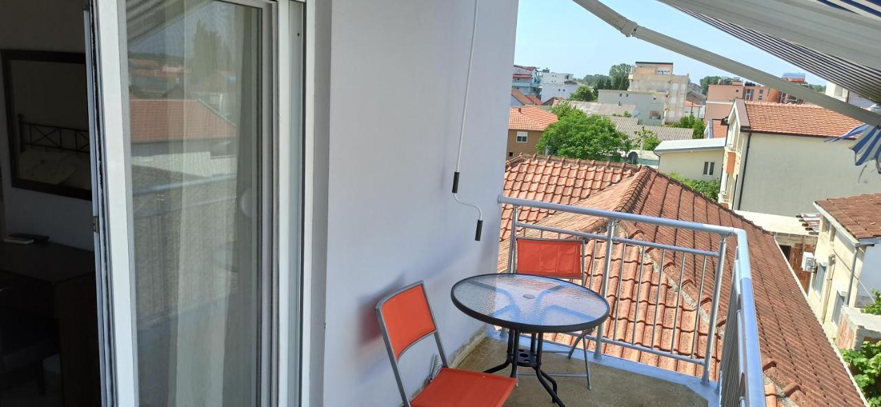 Apartment'S Meti Улцинь Екстер'єр фото