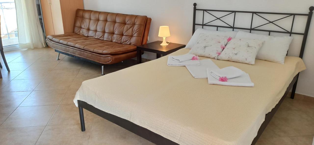 Apartment'S Meti Улцинь Екстер'єр фото